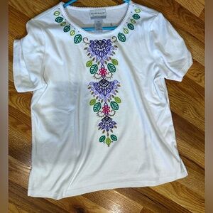 Alfred Dunner White Boxy Short Sleeve Tee size Small